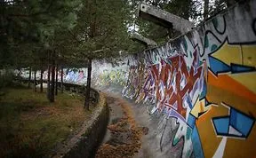 15 Photos Of The 1984 Winter Olympic Ruins In Sarajevo