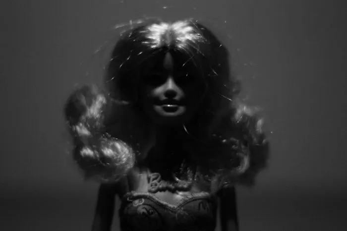 Toys Of Darkness: Evil-Looking Photos Of Innocent Children's Toys