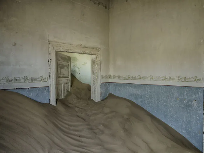 Towns Of Ghosts & Sand Captured By Photographer Christopher Rimmer