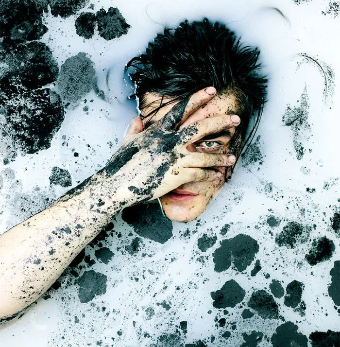 Photographer Uses Milk, Food Coloring And Texture To Create Bizarrely Beautiful Portraits