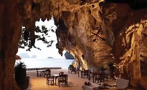 World’s Best Restaurant And Bar Interior Designs