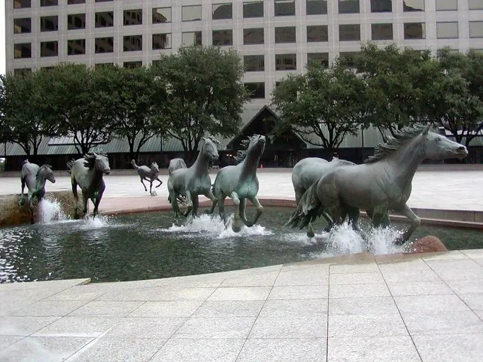 Running Horses By Robert Glen (las Colinas, Irving, Texas)