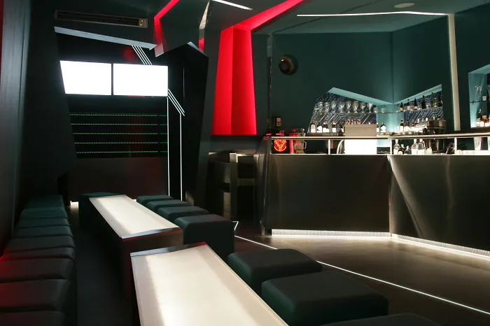 2d Wingz Bar - Bogota