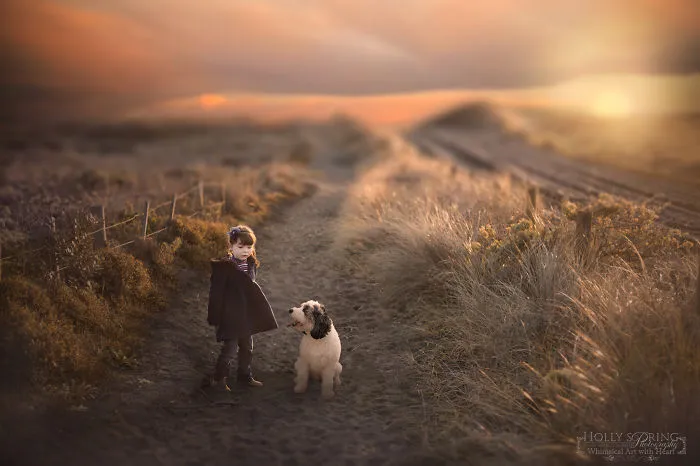 Beach Pals In The Winter Sun - Holly Spring