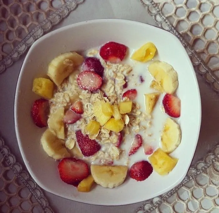 Oatmeal &amp; Fruits