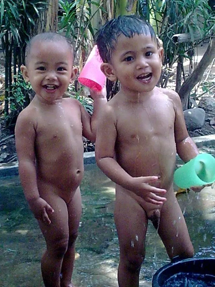 Mandi * Indonesia