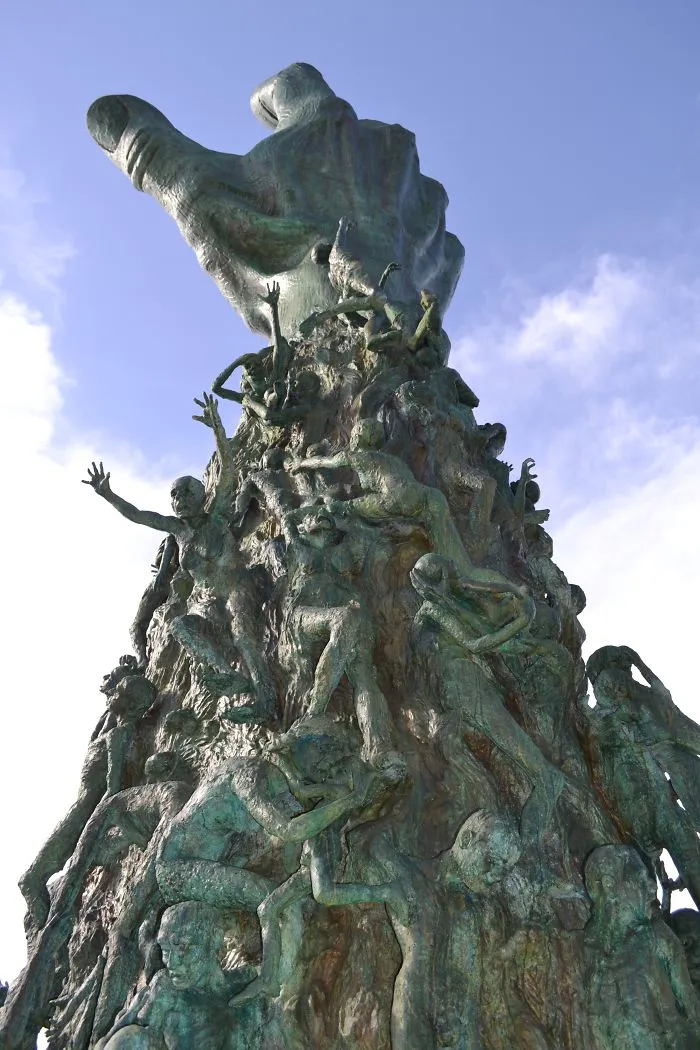 Holocaust Memorial Miami Beach