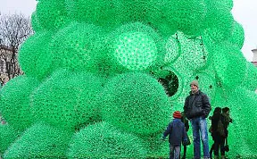 Christmas Tree Made of 32,000 Recycled Bottles