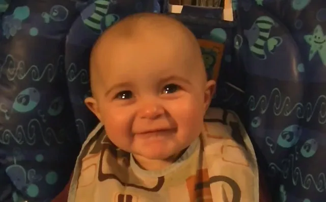 Emotional Baby Tears Up From Mother's Beautiful Song (VIDEO)