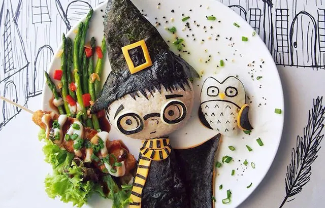 Stay-At-Home Mom Makes Creative Lunches For Her Kids, Becomes Internet Star