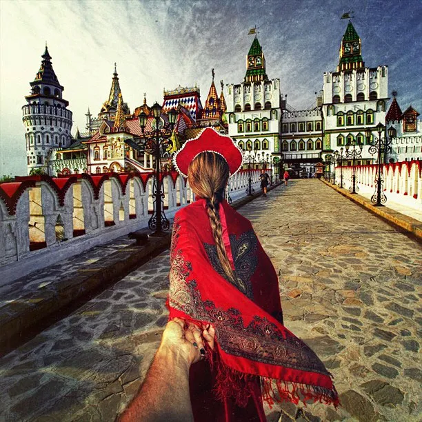 Photographer Continues to Follow His Girlfriend Around The World