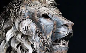 Majestic Lion Sculpture Made Of 4,000 Pieces Of Hammered Scrap Metal by Selçuk Yılmaz