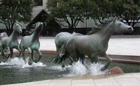 25 Of The Most Creative Sculptures And Famous Statues From Around The World