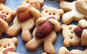 These Nut-Hugging Bear Cookies Are Almost Too Cute To Eat
