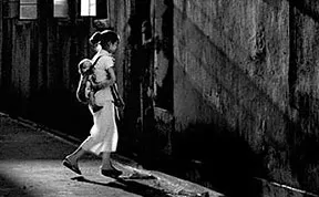 1950s Hong Kong Captured In Street Photography By Fan Ho