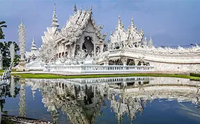 Thailand's White Temple Looks Like It Came Down From Heaven