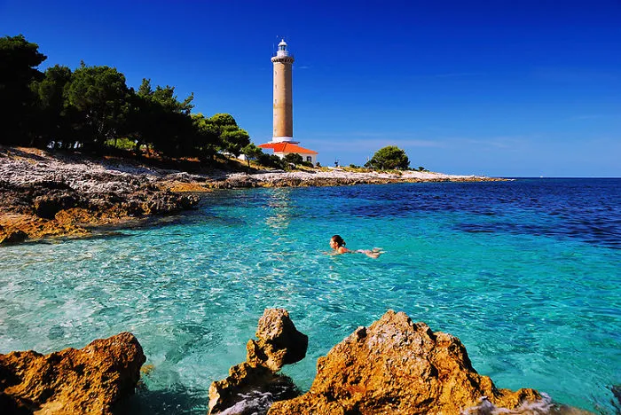 Veli Rat, Croatia