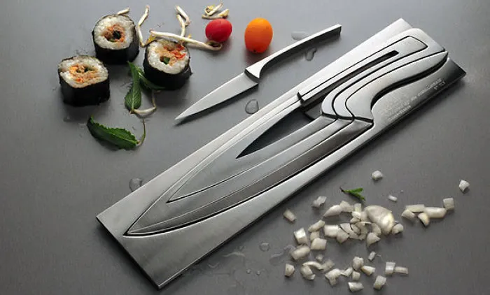 Knife-within-a-knife