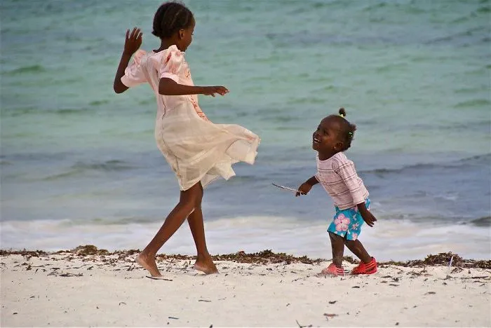 Pretty Ballerinas, Kenya