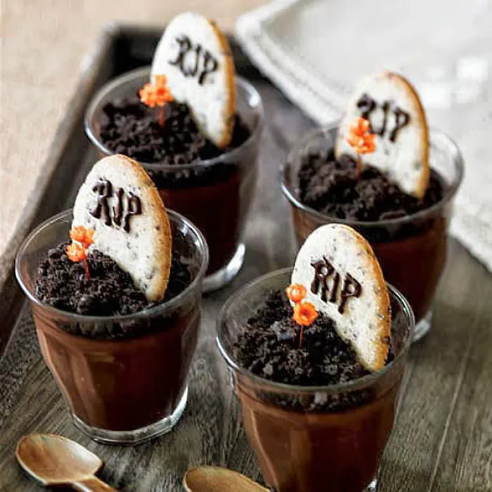 Graveyard Chocolate Mouse