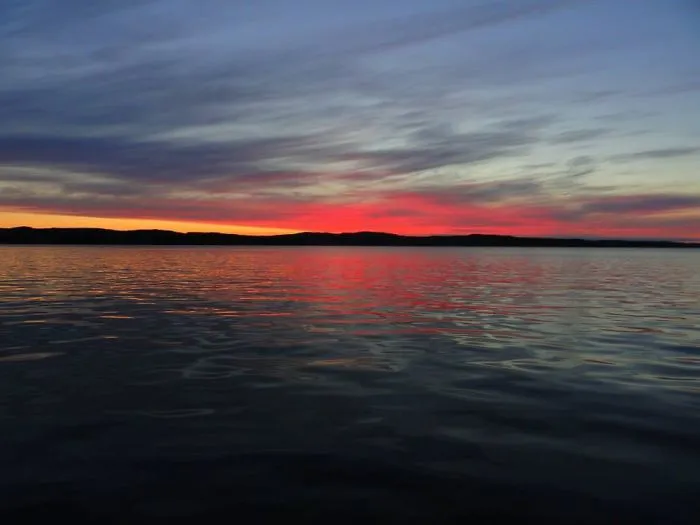 Midnight Sun- Hitra