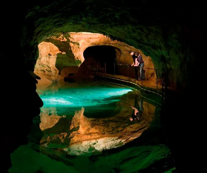 Jenolan Caves: New South Wales, Australia