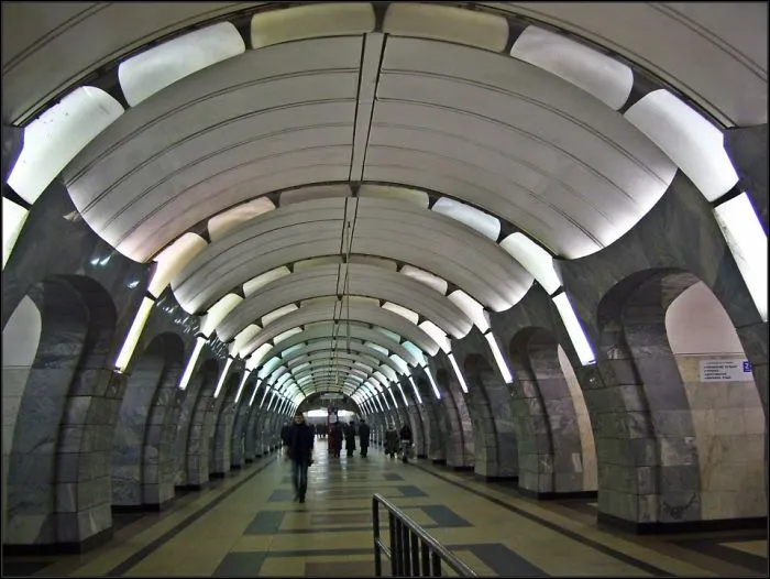 Moscow Metro - Stazione C'kalovskaya