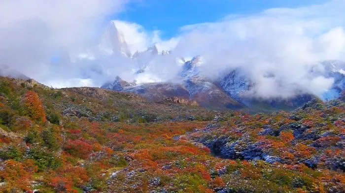 Fitz Roy Asomándose, El Chaltén, Argentina