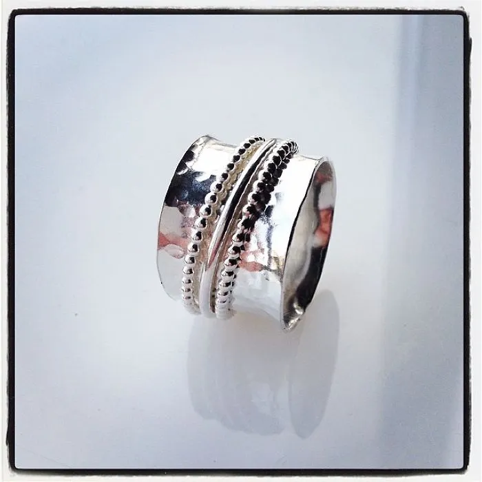 Spinner Ring.