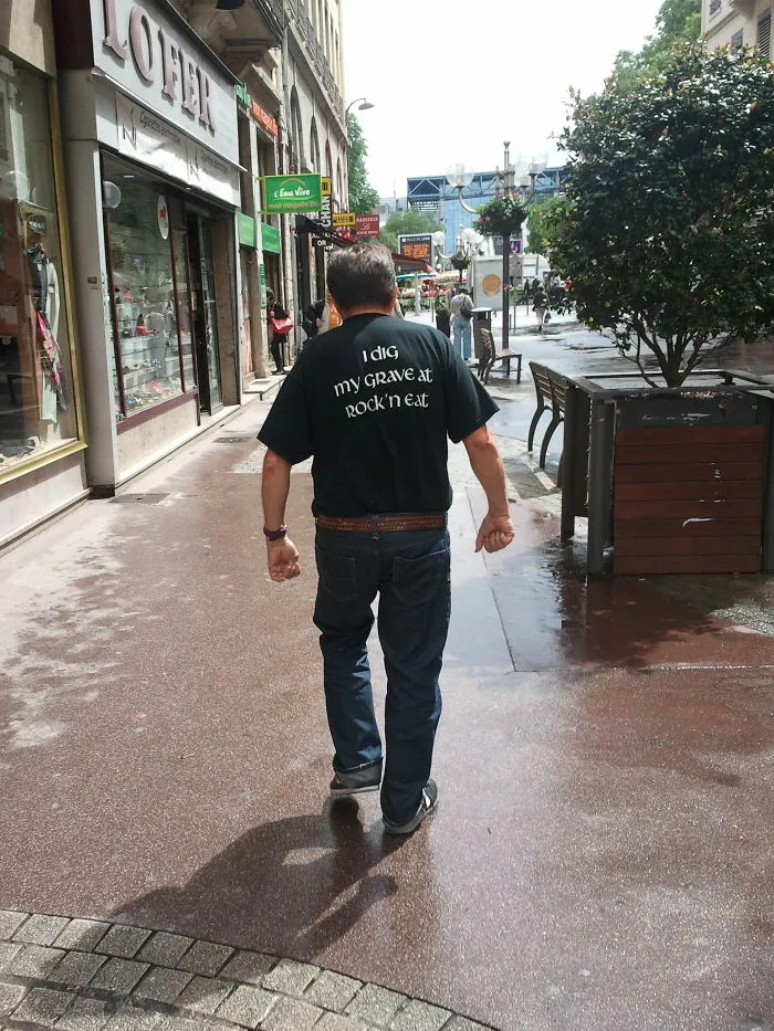 Elderly People Who Probably Don't Realize What They're Wearing