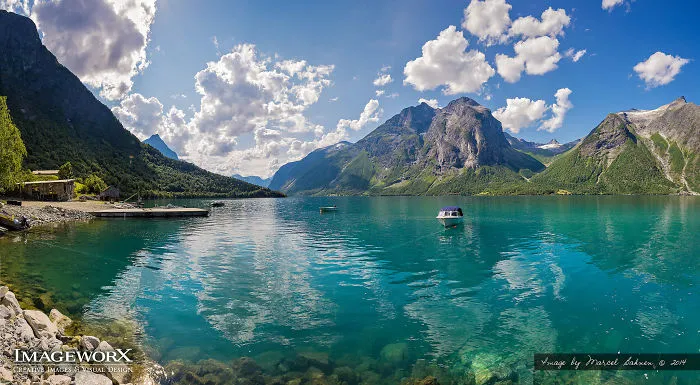 Eikesdalsvatnet, Møre Og Romsdal, Norge.