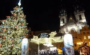 Share Pictures Of Christmas Lights From Around The World