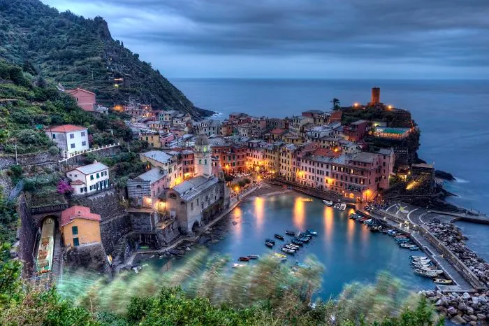 Vernazza At Dusk, Cinque Terre, Italy | Felipe Pitta