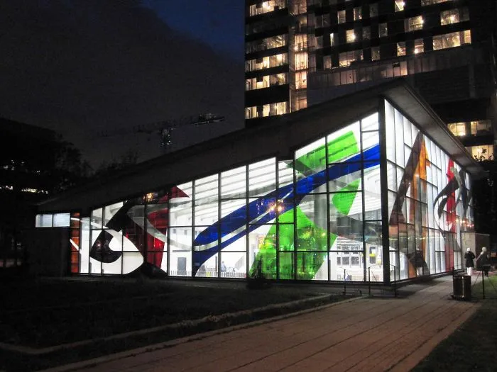 Station Champ-de-mars, Montréal