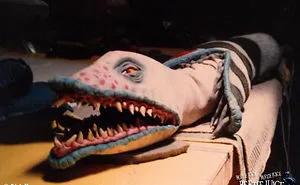 25 Amazing Behind The Scene Pics From Beetlejuice !