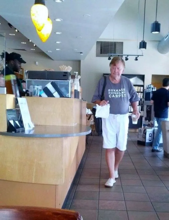 Elderly People Who Probably Don't Realize What They're Wearing