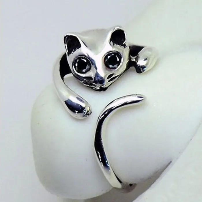 Huggable Cat Ring