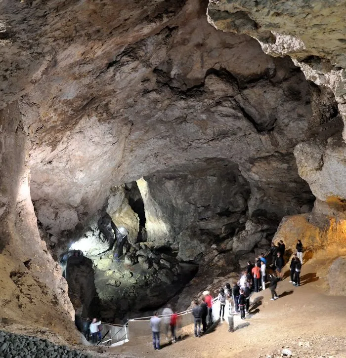 "devil's Throat" Cave - Bulgaria