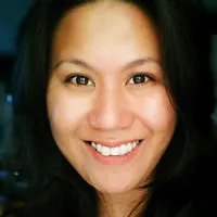 Rhea Topacio