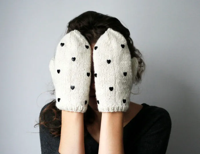 Mittens With Dots