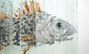 Glass Sculpture Made Of 160 Hand Painted Glass Strips Reveals Four Hidden Animals When Rotated