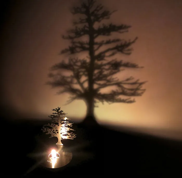 Shadow Art Candle