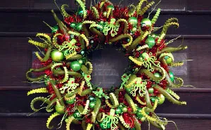 I Just Completed My Cthulhu-Themed Christmas Wreath. So Many Tentacles. Merry Cthulhumas!