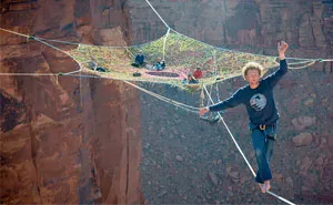 Daredevils Put A Handmade Net 400 ft Up And 200 ft From The Cliffs 