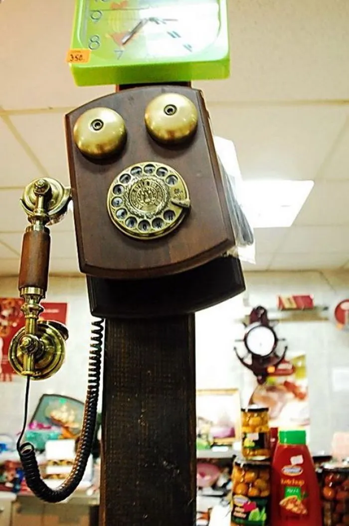 Happy Old Phone