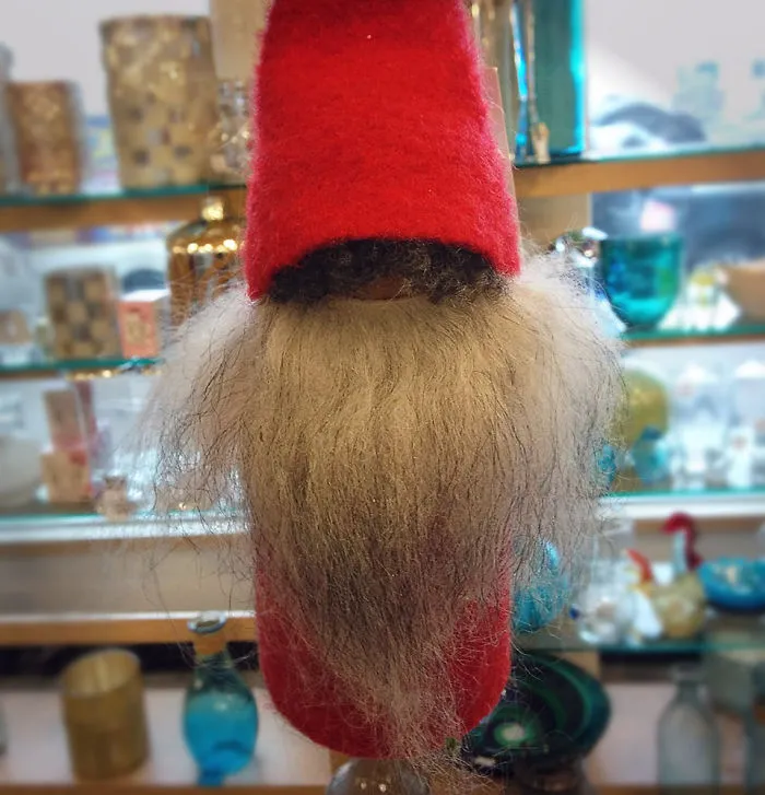 15 Disturbing Christmas Ornaments This Year