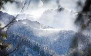 I'm A Climbing Photographer Who Loves Taking Pictures In The Polish Tatra Mountains