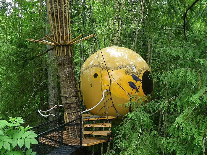 Free Spirit Spheres, Canada