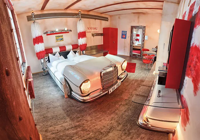 V8 Hotel, Stuttgart