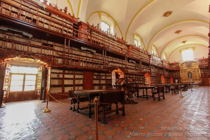 Biblioteca Palafoxiana, Declarada Memoria Del Mundo Por La  Unesco, Puebla, México